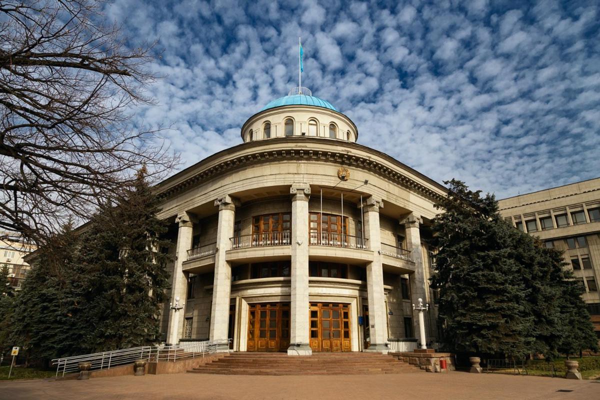 Nadezhda Apartments On Gogol Street 117-127 Almaty Exterior foto